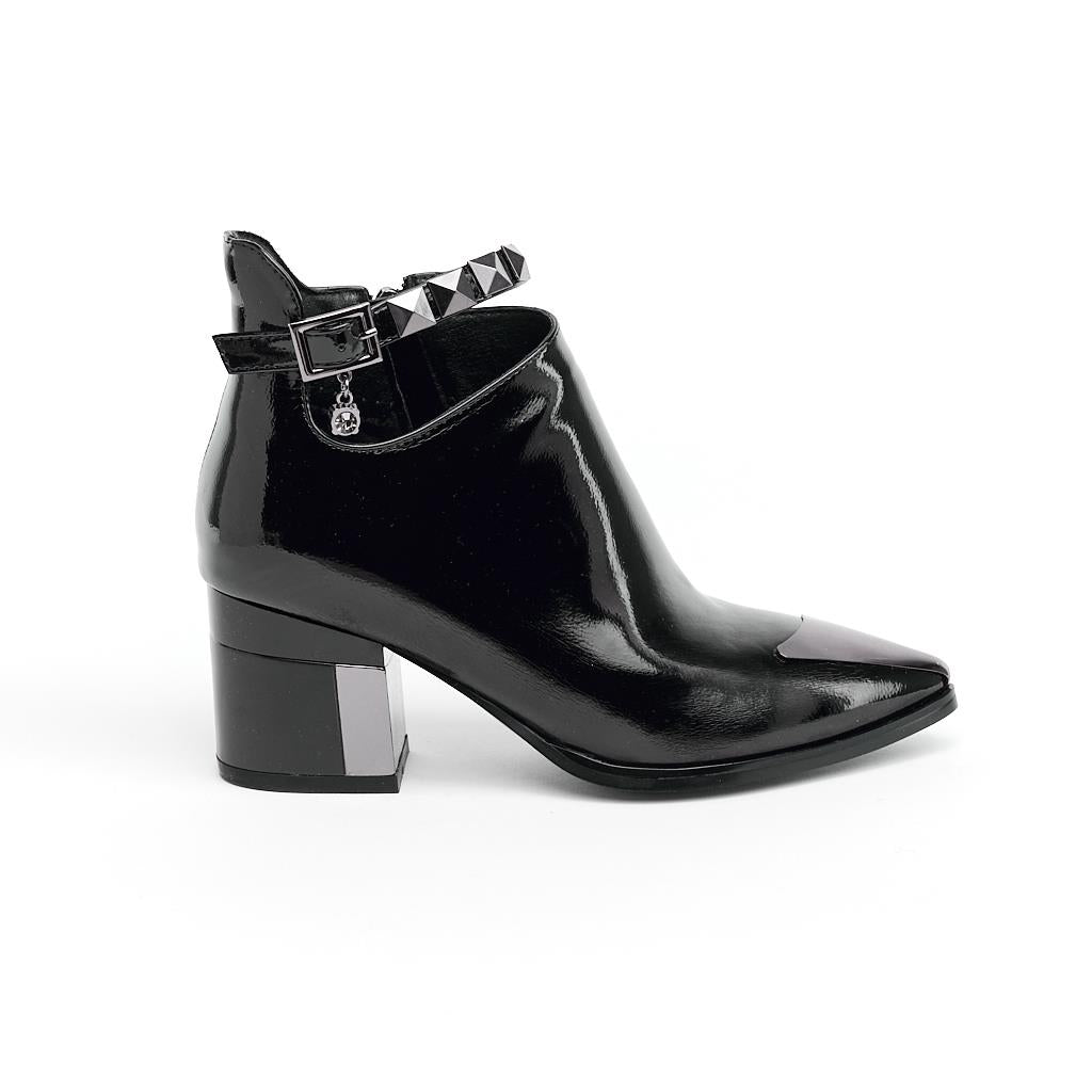 Classic Heeled Women's Boots