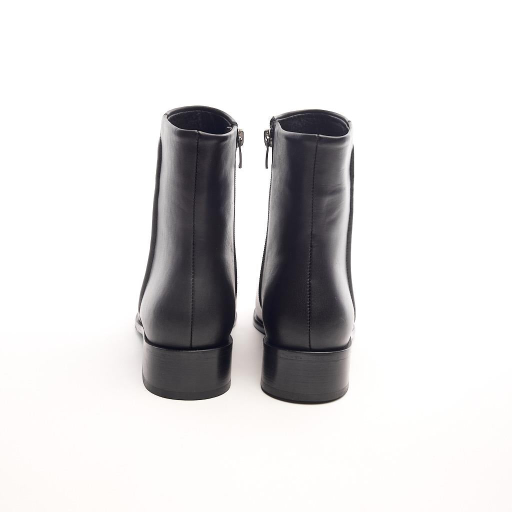 Classic Genuine Leather Zippered Women's Boots