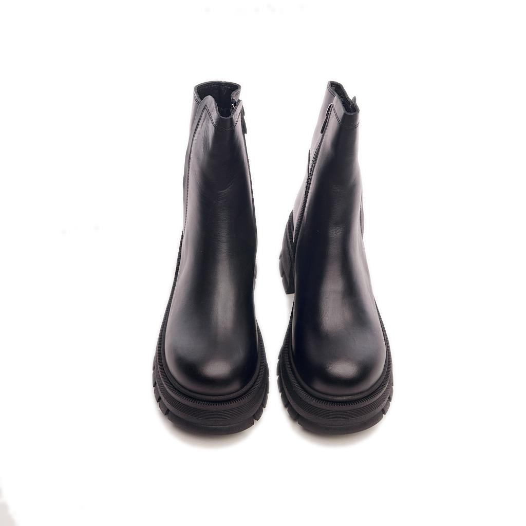 Genuine Leather Zippered Women's Boots