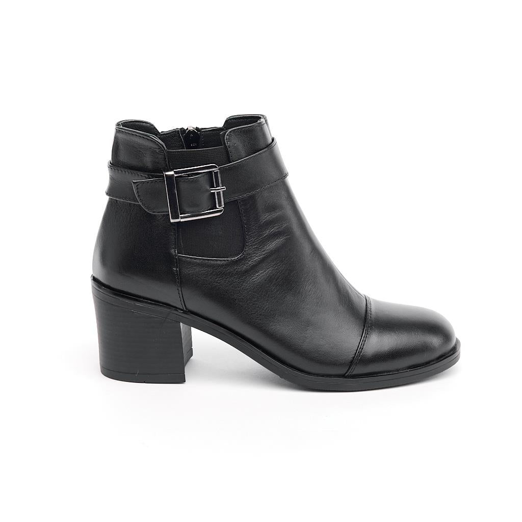 Genuine Leather Zippered Women's Boots