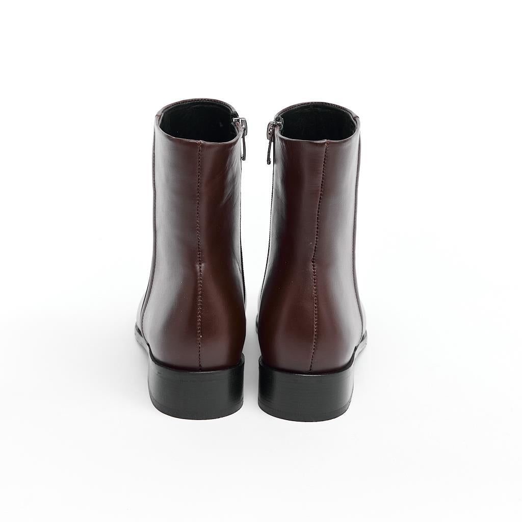 Classic Genuine Leather Zippered Women's Boots